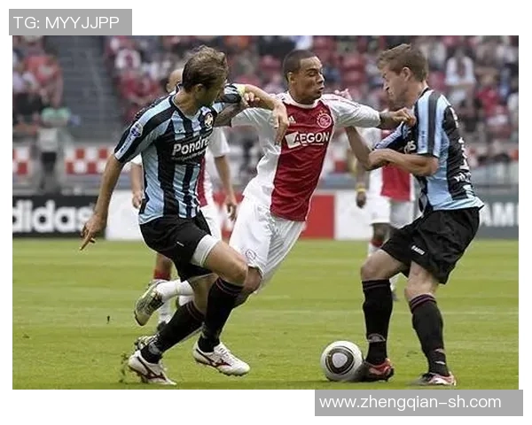 华沙普罗克与阿卡的激烈对决揭示足球战术与团队协作的精彩瞬间 华沙普罗克与阿卡的激烈对决揭示足球战术与团队协作的精彩瞬间