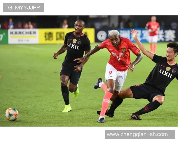 恒大与鹿岛激战正酣比分直播全程跟踪精彩瞬间不容错过