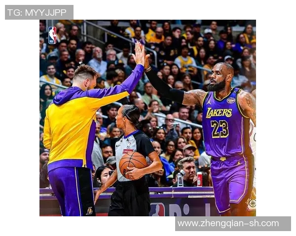 快船与湖人精彩对决全场录像回放及精彩瞬间解析 快船与湖人精彩对决全场录像回放及精彩瞬间解析