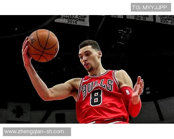 扎克拉文如何在NBA赛场上展现超凡实力与领导魅力