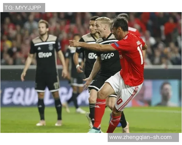 森多利亚与恩波利激战正酣谁能在这场对决中笑到最后