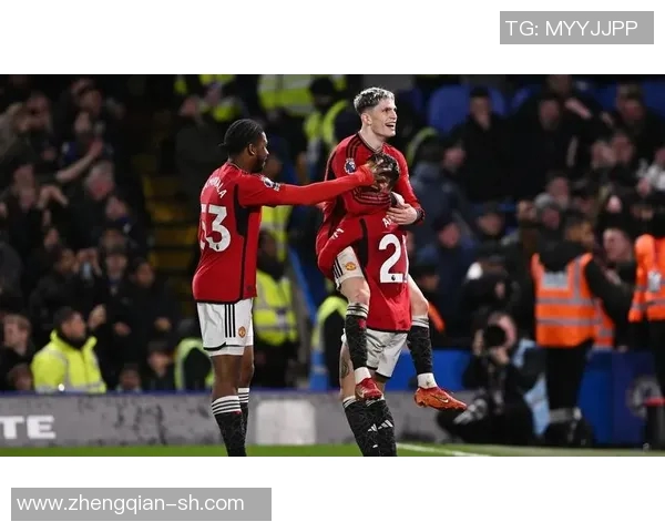 英超激战物利普迎战曼联双方争夺积分榜关键位置