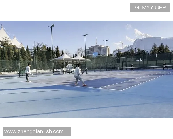 重庆网球队区域防守战术解析与实战应用探讨 重庆网球队区域防守战术解析与实战应用探讨