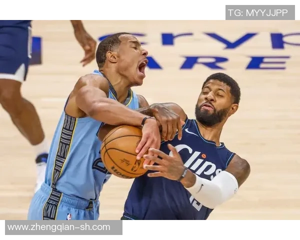 2013年NBA季后赛快船与灰熊激战回顾展现篮球激情与团队精神