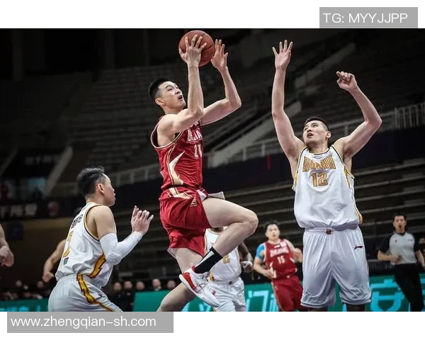 广东与新疆第五场激战回顾球员表现与战术分析全景展现